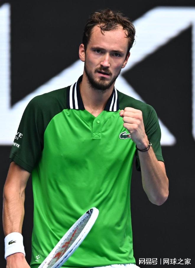 开云体育-美国网球队横扫世界网球队，梅德韦杰夫高光表现