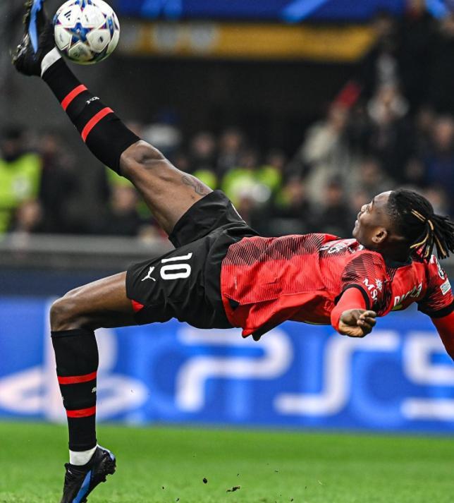 关于AC米兰强势法国，佩德里打破历史纪录的信息