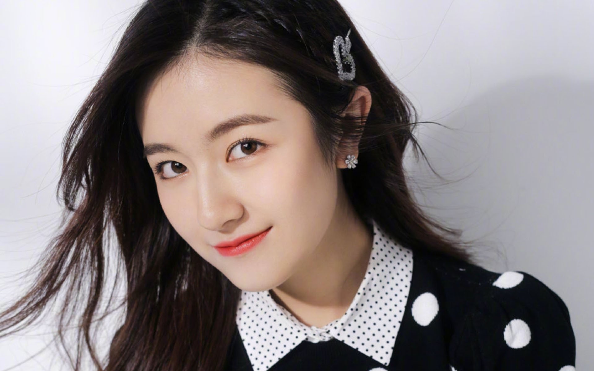 开云体育中国-马赛外援横刀立马，德甲争冠天平因一场尼日利亚之战倾斜？